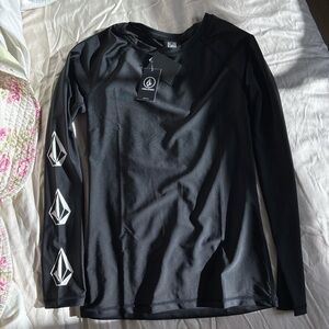 Volcom Black Long Sleeve Shirt Rash Guard with Logo Tag New with Tags